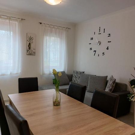 Apartmancentrum Gyula Eksteriør billede