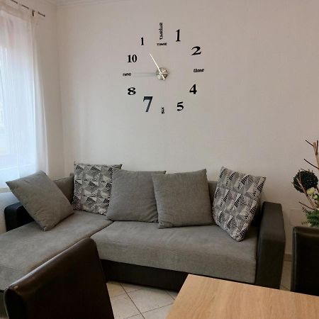 Apartmancentrum Gyula Eksteriør billede